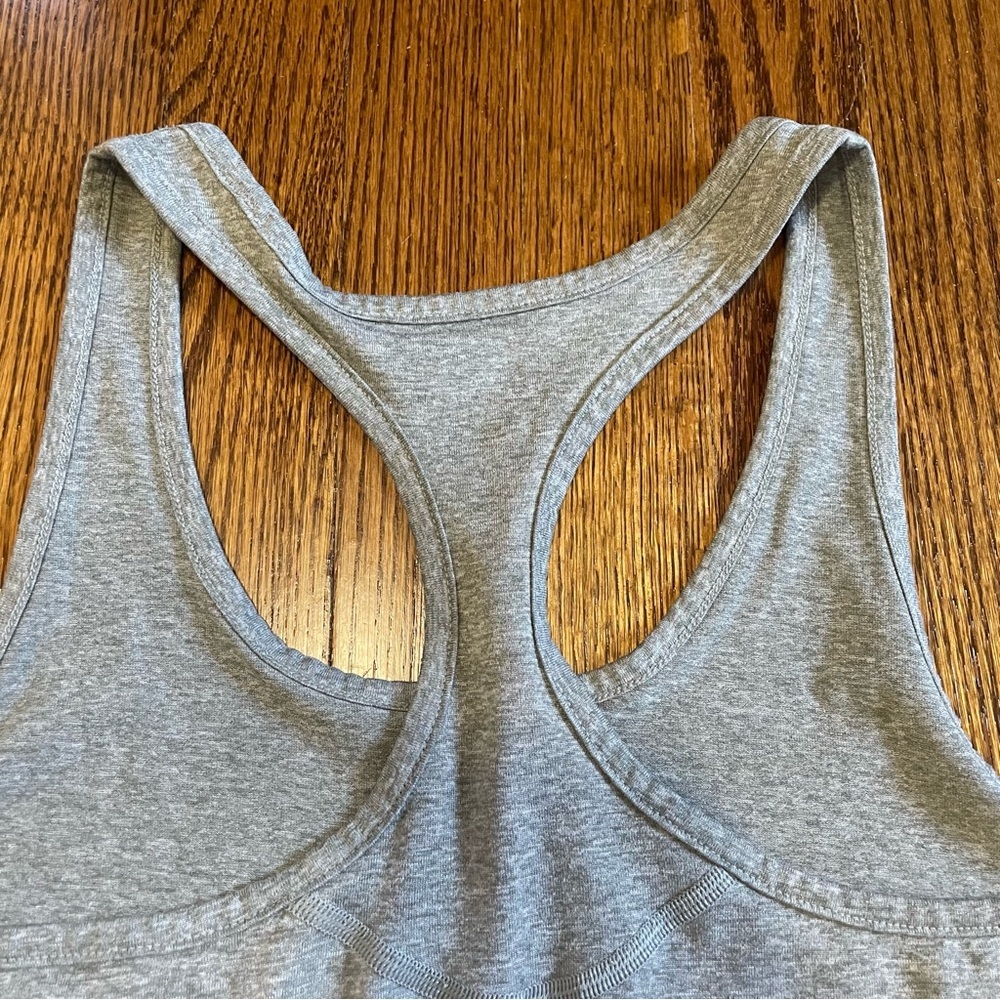 Nike Dri Fit Gray Razorback Tank Size Medium - Picture 4 of 6